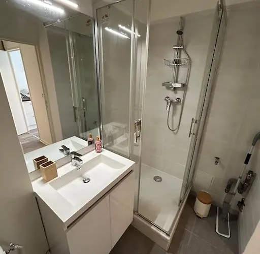 Avec Parking Gratuit